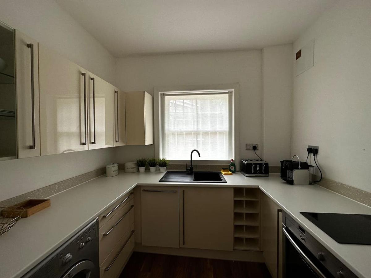 Spacious Studio For 4 Flat Near Regents Park N2 London Exterior photo